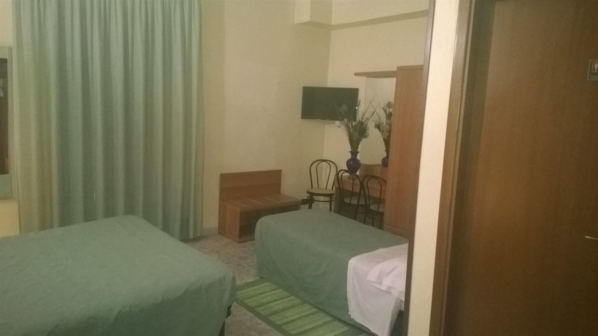 Hotel Del Sole Milan Exterior photo